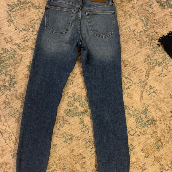 J crew  high rise jeans - Picture 4 of 9